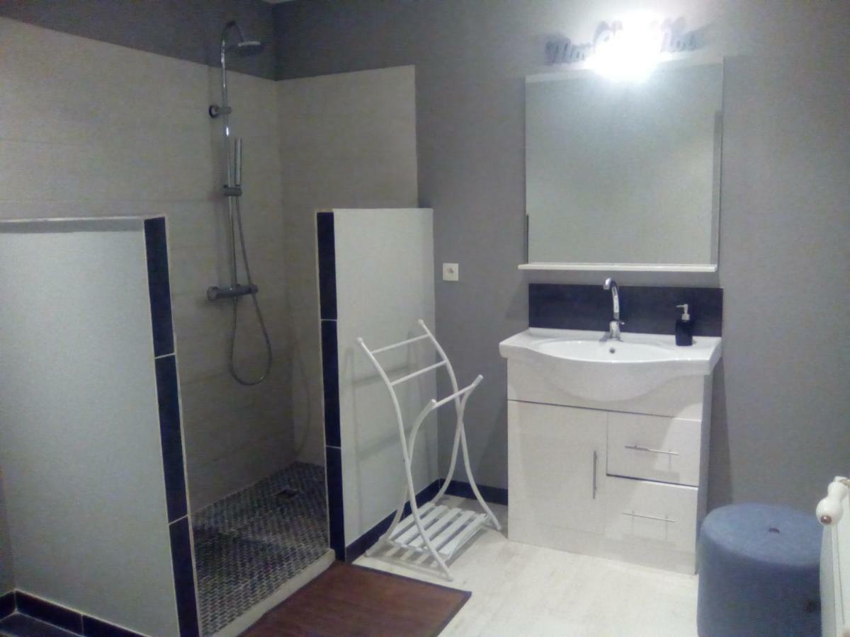 Chambre D'Hotes - Le Safran Du Val D'Or Anneyron Zewnętrze zdjęcie